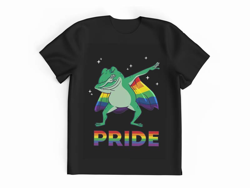 black T-Shirt mit dabbing Frosch mit Regenbogen Umhang und dem Wortlaut Pride