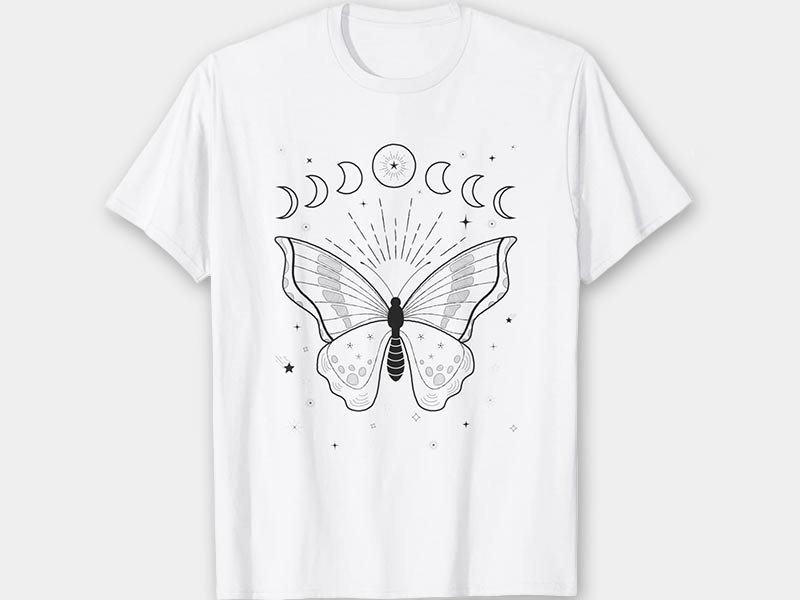 weißes T-Shirt mit Schmetterling und Mondphasen