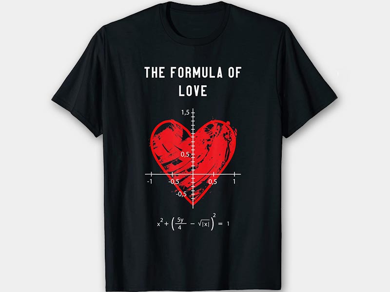 schwarzes T-Shirt mit rotem retro Herz und Mathematik Formel und dem Slogan - The Formula of Love